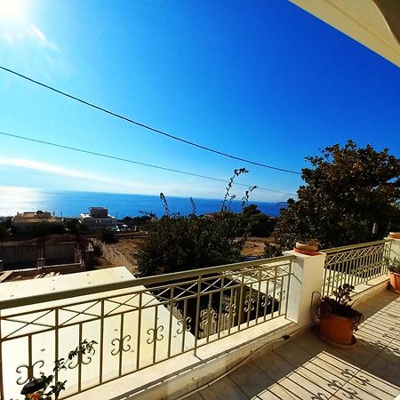 Villa "Eva" - Entire Beachfront Holiday Home - 4S Agia Marina  Exteriér fotografie